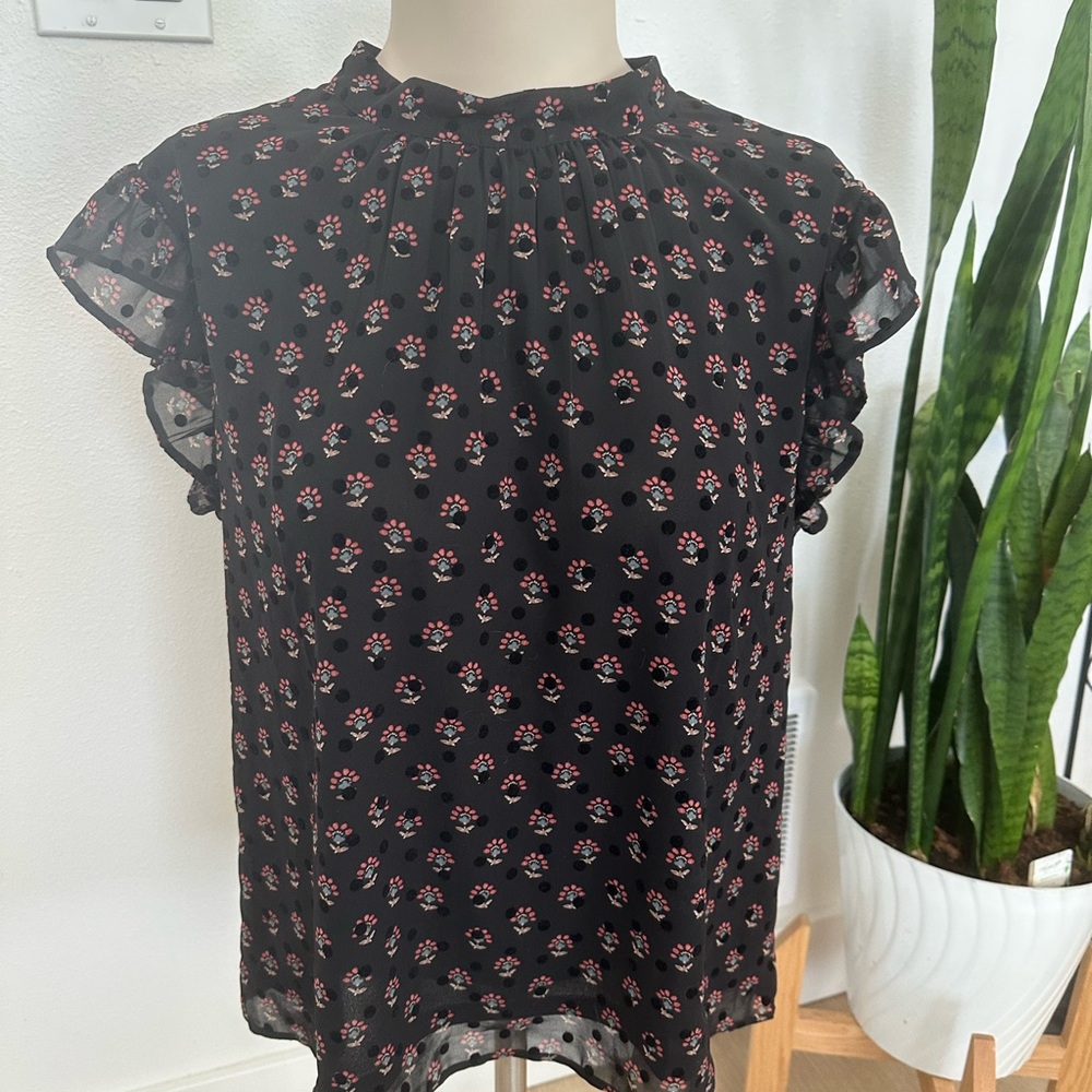 DR2 Black and Pink Ruffled Cap Sleeve Blouse